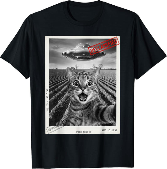 Cat Selfie UFO Alien Funny Surprised Cat Meme Men Women Kid T-Shirt